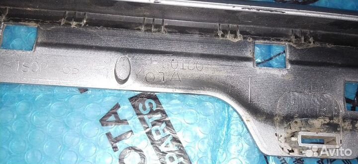 Накладка левой подножки Prado 150 Оригинал бу