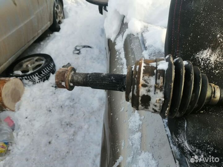 Привод левый Nissan Almera N16 1.5 QG15dе