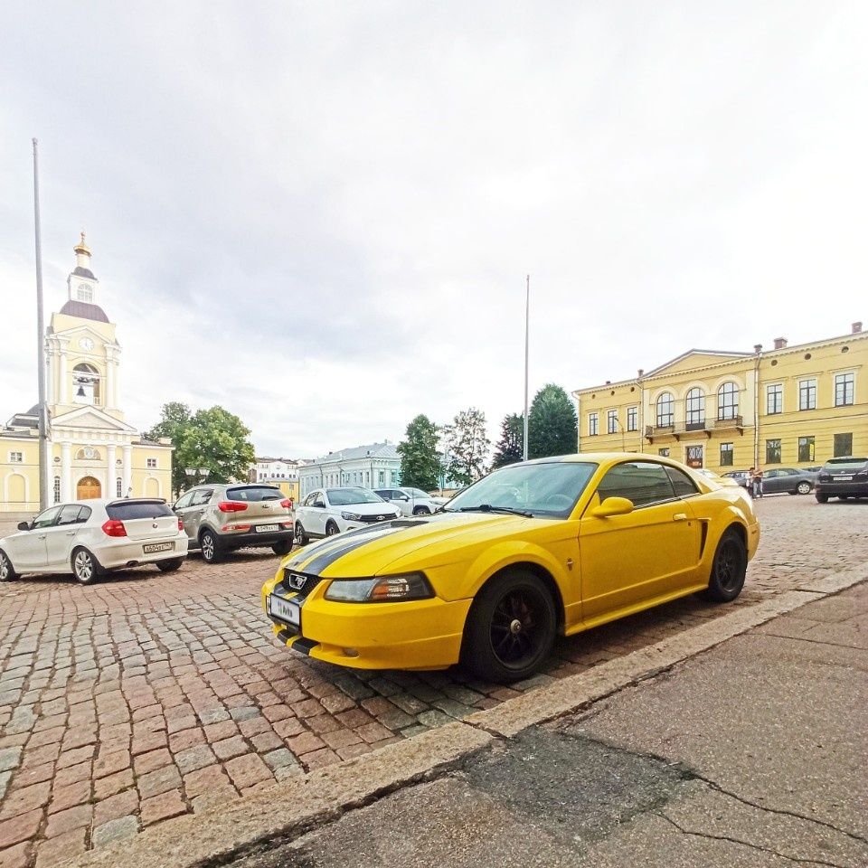 Ford Mustang: фото владельца
