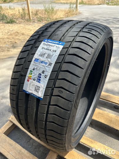 Triangle EffeXSport TH202 275/30 R19 96Y