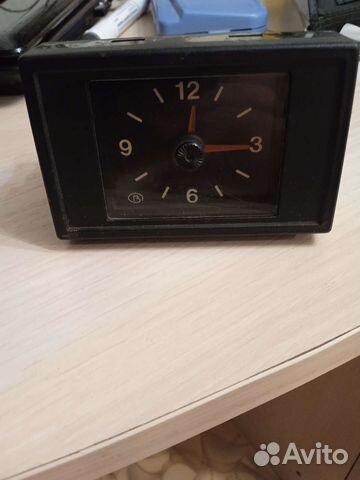 Часы автомобильные