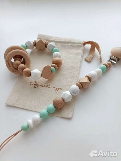 Держатель для пустышки