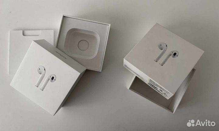 Коробки от наушников Air Pods