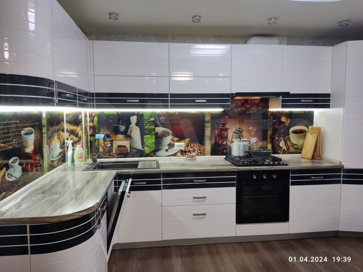 2-к. квартира, 68,7 м², 4/9 эт.