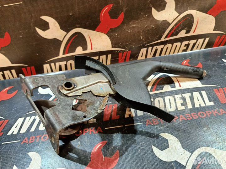 Ручник Mazda 3 седан 2006-2009