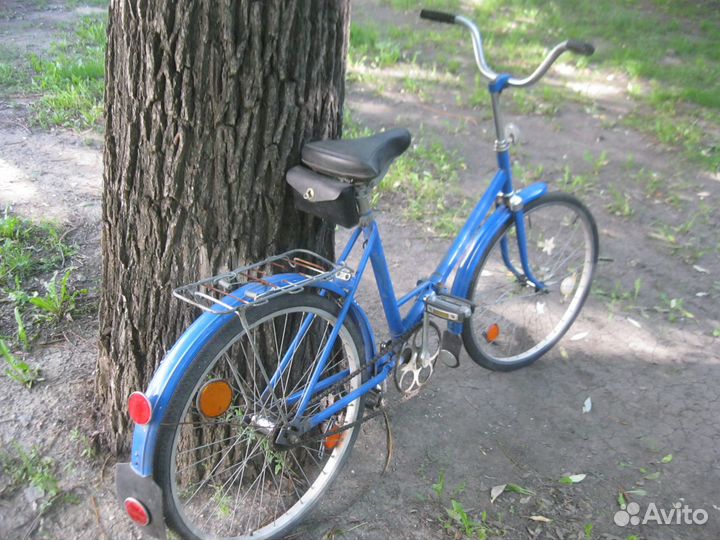 Два дорожных велосипеда