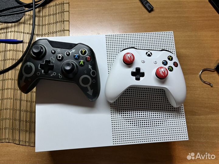 Xbox One S 1tb