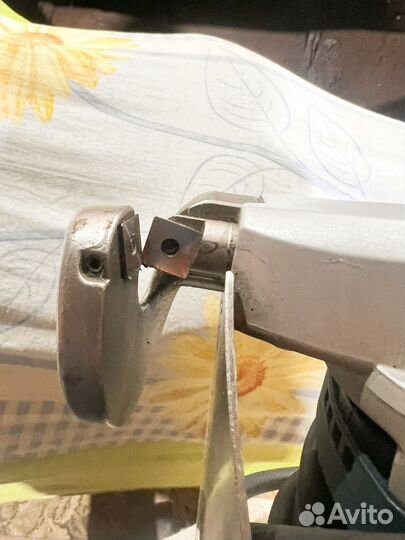 Ножницы по металлу Bosch GSC-75-16