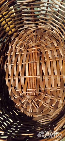 Корзина плетеная большая