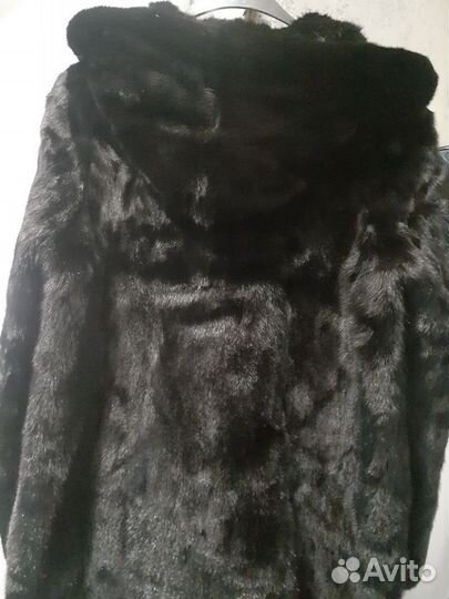 Полушубок из норки с капюшоном