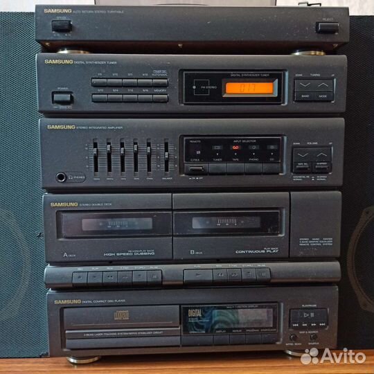 Музыкальный центр Samsung SCM-7800