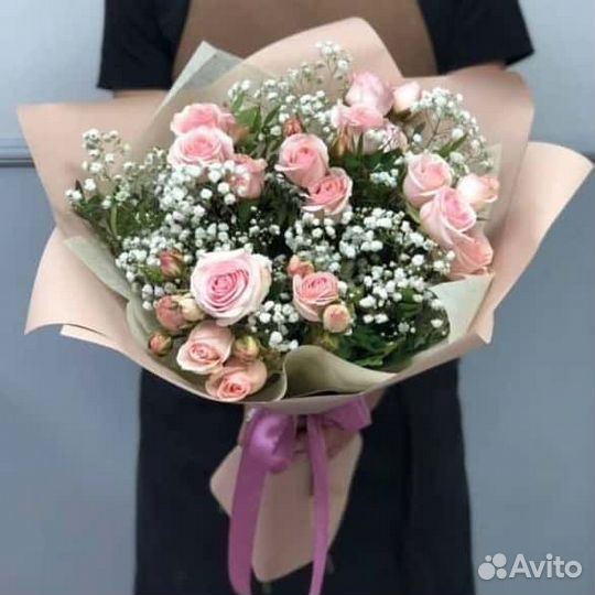 Букет с розами цветы и подарки на день рождения с