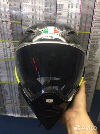 Мотошлем AGV AX-8 EVO naked