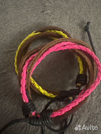 Кожаный женский браслет