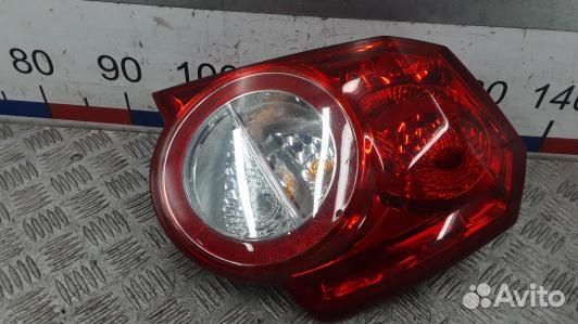 Фонарь задний правый chevrolet aveo 1 (BBR07MY01)