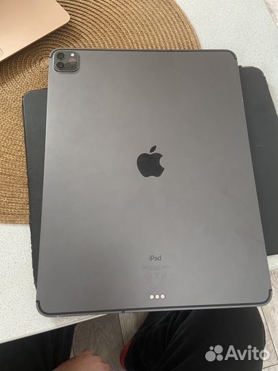 iPad pro 12.9 2021 256