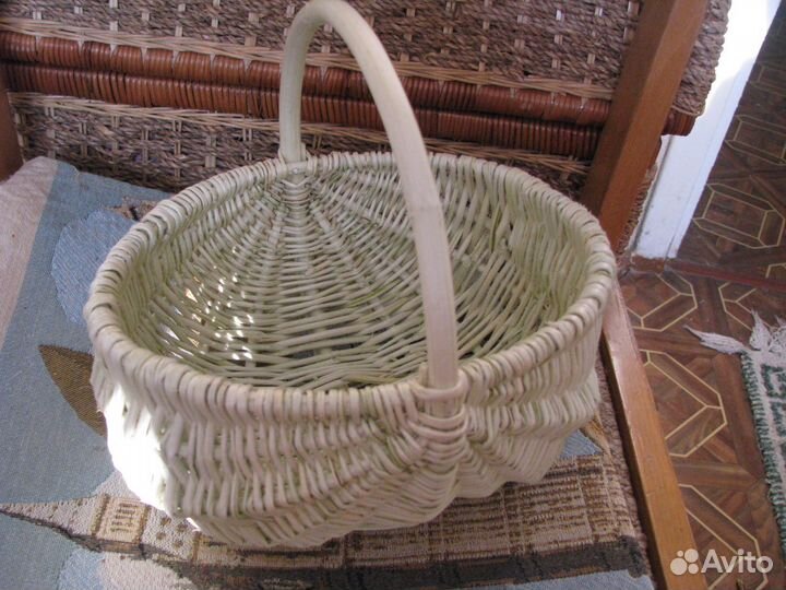 Корзина плетеная