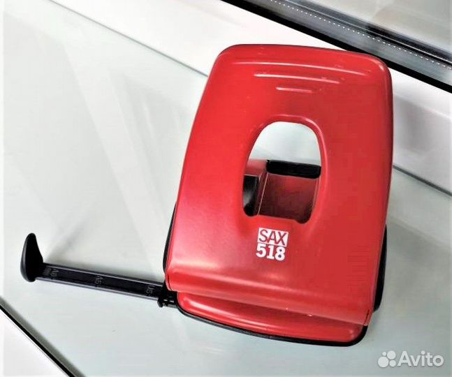Дырокол SAX 518. Австрия