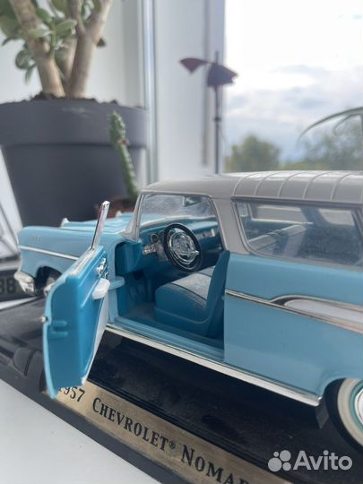 Модель 1:18 Road Signature Chevrolet Nomad 1957
