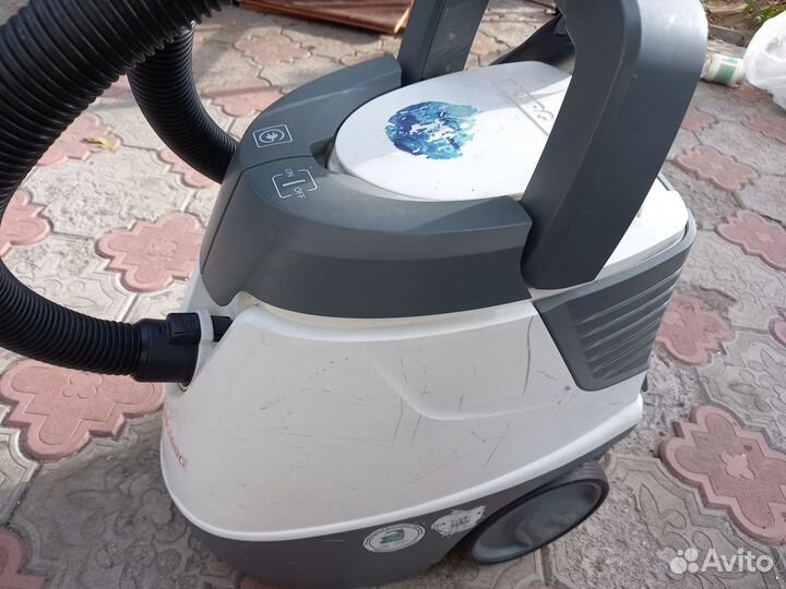 Пылесос Karcher ds5600
