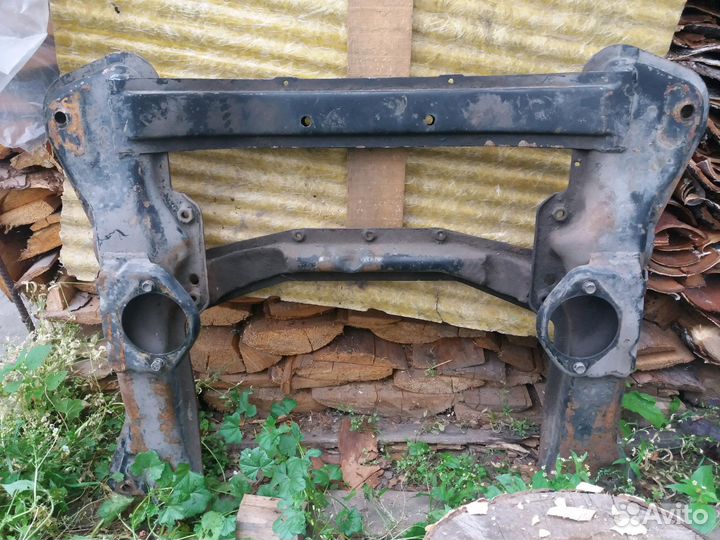 Подрамник двигателя газ 3111 