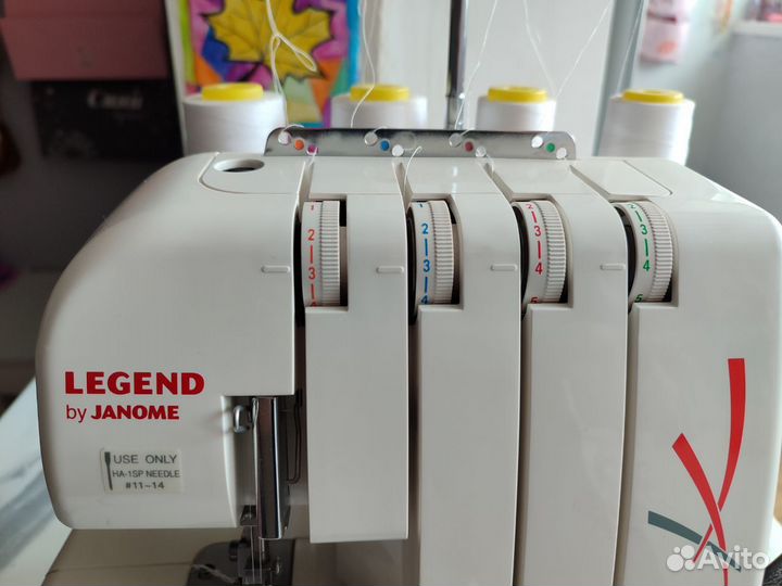 Продаю оверлок Janome Legend 068DW