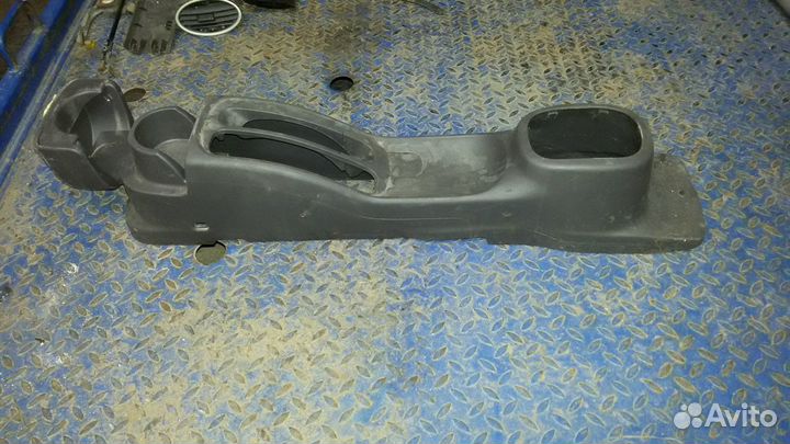 Ниссан микра к 12 Консоль