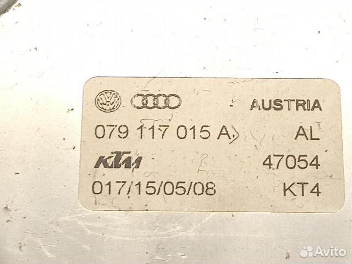 Радиатор масляный Audi A4 1.8 cdhb 2008