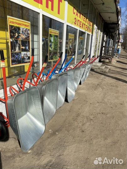 Тачка строительная усиленная 120л/220кг