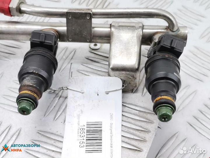 Форсунка Volkswagen Passat B5 1998 058133551