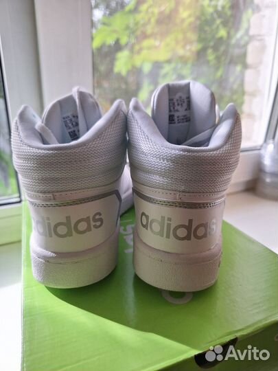 Кроссовки женские adidas