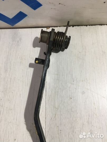 Педаль сцепления KIA cerato 2 1.6 мт седан