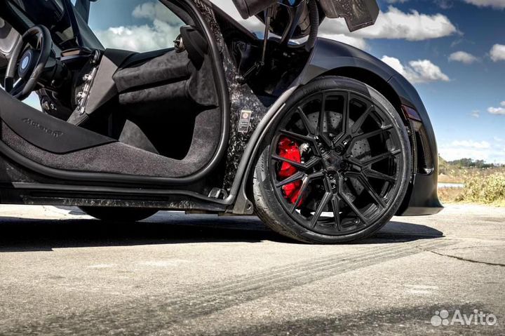 Кованые оригинал GT Forged R22 на BMW X5 M F95