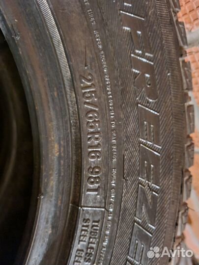 Toyo Observe Ice-Freezer SUV 215/65 R16 98T