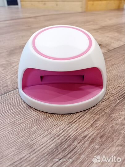 Прибор для сушки маникюра