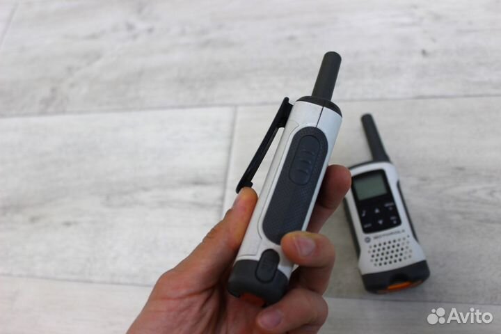 Рация motorola Tlkr t50 2 штуки