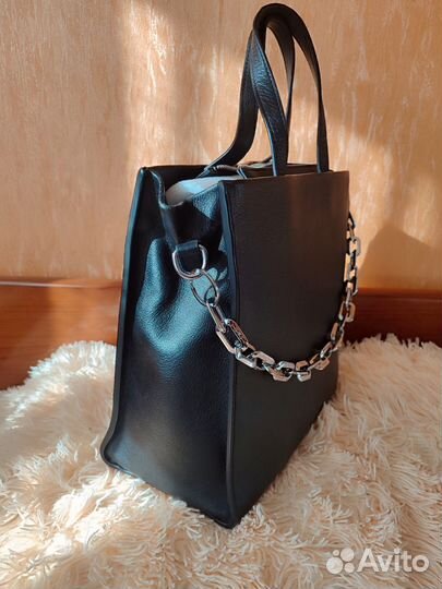 Сумма из натуральной кожи