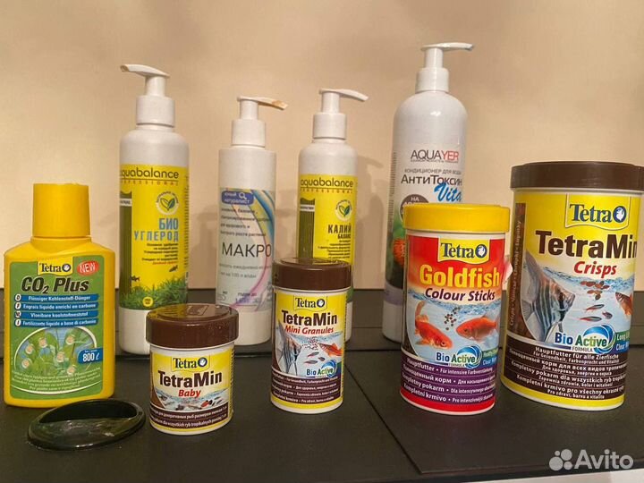 Аквариум аквас с рыбками и тумбами