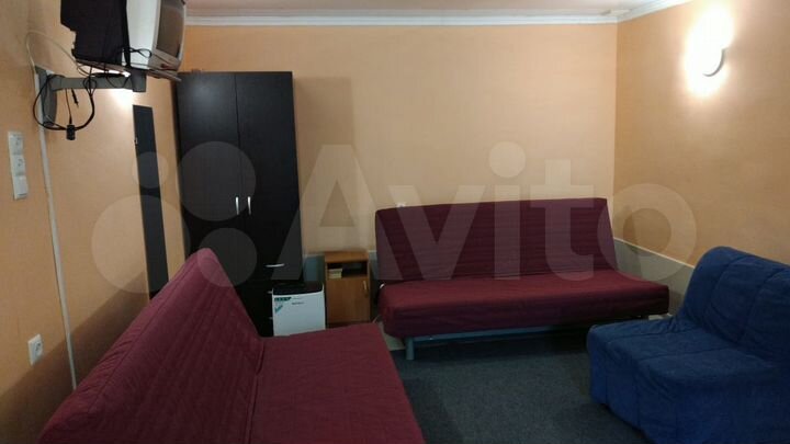 Комната 24 м² в 1-к., 1/2 эт.