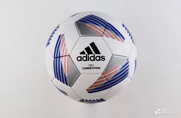 Футбольный мяч adidas tiro competition