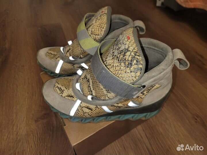 Кроссовки Camper