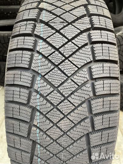 Pirelli Winter Ice Zero 205/55 R16 94T