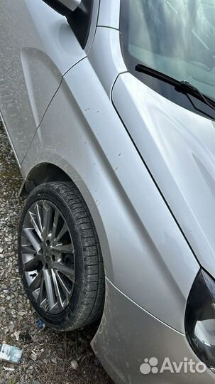 Крыло переднее правое LADA Веста