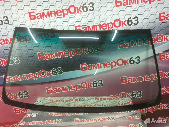 Стекло лобовое Toyota Land Cruiser 200 2008