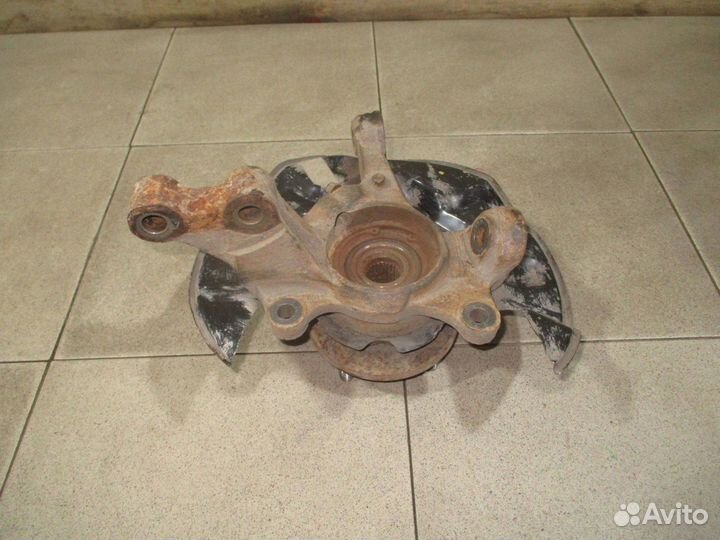 Кулак поворотный П/П Toyota Corolla (E120)