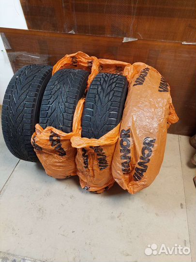 Nokian Tyres Hakkapeliitta R2 225/65 R17 106R
