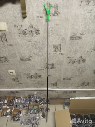 Тычка упора телескопическая стойка под удочку