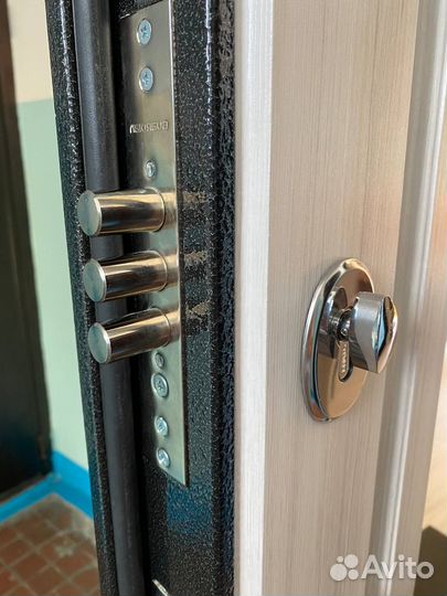 Вскрытие и замена замков