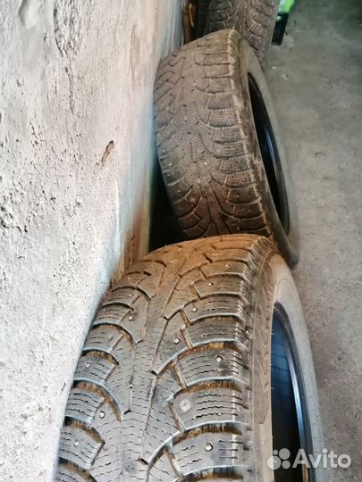 Nokian Tyres Hakkapeliitta 5 SUV 225/65 R17