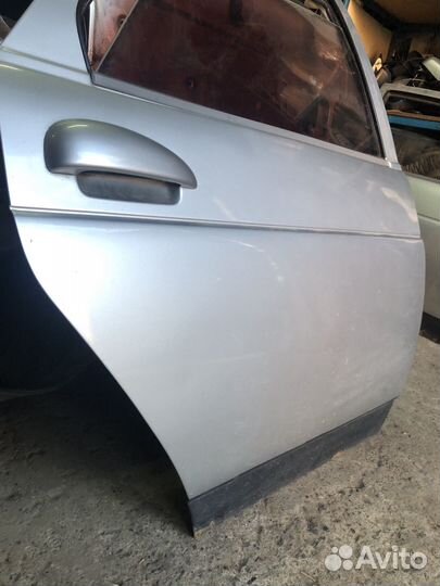 Задняя правая дверь ваз 2110 -12